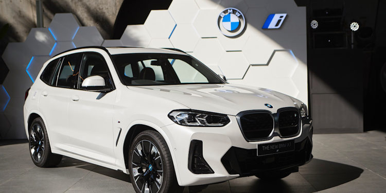 BMW เสนอที่สุดพลังแห่งทางเลือกภายในงานมอเตอร์ เอ็กซ์โป 2021