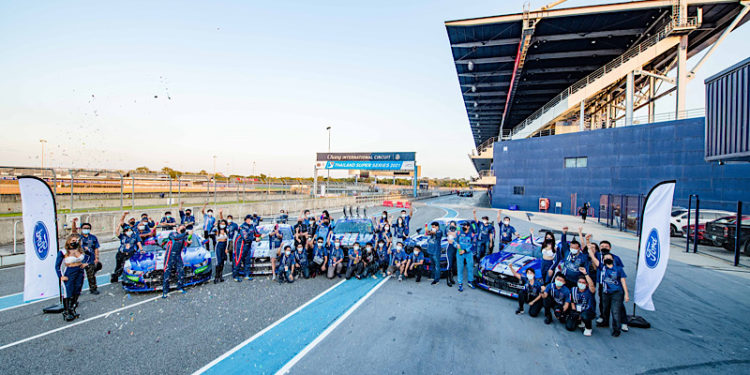 ฟอร์ด ไทยแลนด์ เรซซิ่ง ปิดท้ายฤดูกาล ‘ไทยแลนด์ ซูเปอร์ซีรีส์ 2021’ คว้าชัยรุ่น TAV8 กระบะยืน 2 โพเดียม