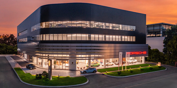 ศูนย์บริการ Porsche Centre Saigon เปิดตัว ‘Destination Porsche’