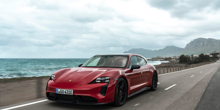 ปอร์เช่ส่งมอบรถยนต์ใหม่มากกว่า 300,000 คัน ทั่วโลก ในปี 2021 ภูมิภาคเอเชียแปซิฟิก ทำลายสถิติยอดขายสูงสุด