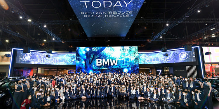 BMW รักษาตำแหน่งผู้นำอันดับหนึ่งในตลาดรถยนต์พรีเมียมไทย 2 ปีซ้อน