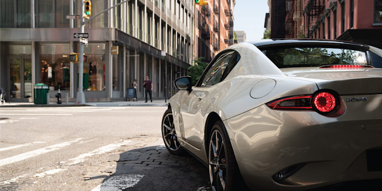 มาสด้าเปิดตัว NEW MAZDA MX-5 ครั้งแรกกับระบบ KPC ช่วยเพิ่มเสถียรภาพในการเข้าโค้ง ขับสนุก เร้าใจกว่าเดิม