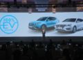 เอ็มจี ขานรับนโยบายรัฐ เตรียมส่งอีวีลงตลาดอย่างน้อย 3 รุ่นในปีนี้ ประเดิมรุ่นแรกในงานมอเตอร์โชว์นี้
