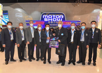 รัฐมนตรีว่าการกระทรวงอุตสากรรมพร้อมคณะฯ เยี่ยมชมการจัดงานบางกอก อินเตอร์เนชั่นแนล มอเตอร์โชว์ ครั้งที่ 43 