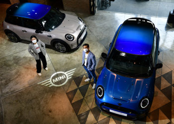 เปิดตัว MINI Electric Collection Edition รุ่นพิเศษกับหลังคา Multitone จำนวนจำกัด