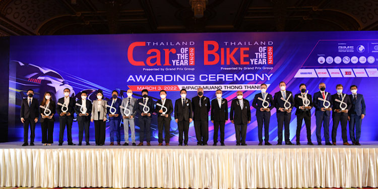 BMW คว้า 12 รางวัลจากเวที Car & Bike of the Year 2022