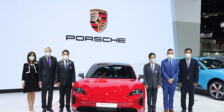 ปอร์เช่ ประเทศไทย จัดแสดงสุดยอดยนตกรรมสปอร์ตถึง 9 รุ่น ในงานมอเตอร์โชว์