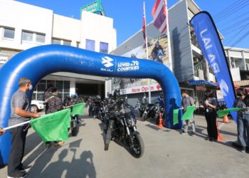 บาจาจวันเดย์ทริป เยี่ยมชมแลนด์มาร์ครอบเกาะภูเก็ต Bajaj Dominar Rides #17