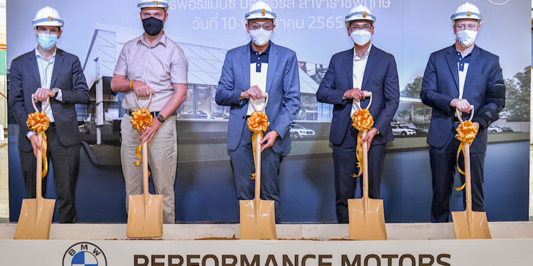 บีเอ็มดับเบิลยู ประเทศไทย ร่วมมือ เพอร์ฟอร์แมนซ์ มอเตอร์ส รุกขยายบริการสู่ย่านราชพฤกษ์