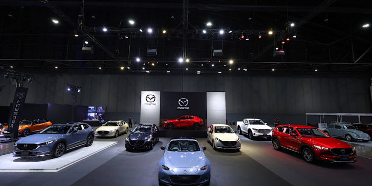 มาสด้าเปิดให้ลูกค้าเลือกช็อปรถแต่งสไตล์สปอร์ตจากดีเอ็นเอมาสด้า ซื้อชุดแต่งแท้ลด 10% ผ่อน 0% รถใหม่แคมเปญสุดพิเศษ