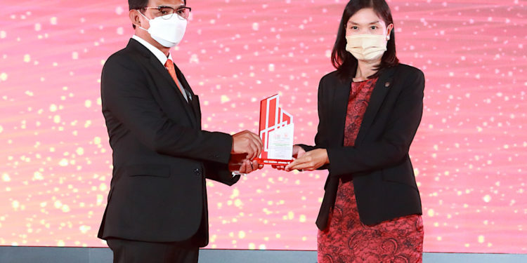 “ตรีเพชรอีซูซุเซลส์ได้รับรางวัล MEA ENERGY AWARDS ภายใต้แนวคิด การใช้พลังงานมีประสิทธิภาพ คุณภาพอากาศได้มาตรฐาน”