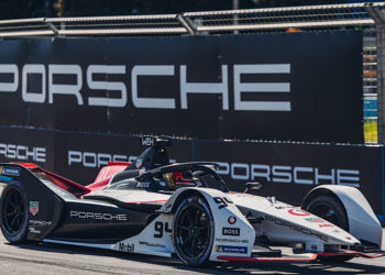 รถแข่งปอร์เช่ 99X Electric พร้อมสู้ศึก Formula E ครั้งแรกในประเทศอินโดนีเซีย