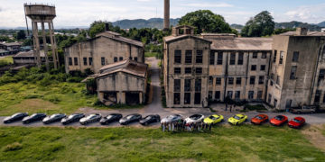 แอสตัน มาร์ติน แบงคอก ร่วมสร้างสรรค์สังคม มอบทุนการศึกษา และสิ่งของช่วยเหลือเด็กด้อยโอกาส มูลนิธิเด็ก จ.กาญจนบุรี