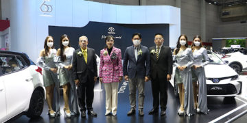 “เลือกคันที่ชอบ ถอยคันที่ใช่” ก้าวสู่อนาคตกับผู้นำยานยนต์ ที่บูทโตโยต้า ในงาน FAST Auto Show 2022