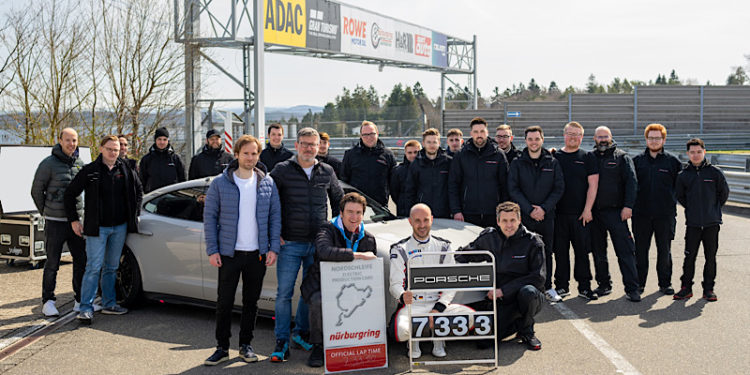 ปอร์เช่ ไทคานน์ (Taycan) จารึกสถิติใหม่บนสนาม Nürburgring