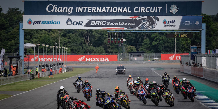 แฟนความเร็วห้ามพลาด!! “ฐิติพงศ์-นครินทร์”นำทัพนักบิดลงสู้ศึกสองล้อชิงแชมป์ประเทศไทย 2-4 ก.ย.นี้