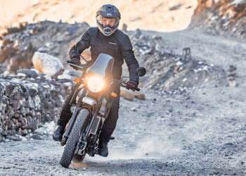 รอยัล เอ็นฟีลด์ Himalayan รถจักรยานยนต์อเนกประสงค์ชั้นเยี่ยมที่เหมาะสำหรับการใช้งานในทุกสภาพภูมิประเทศ