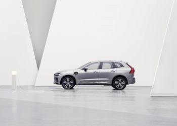 วอลโว่ ยกระดับแบตเตอรี่ ให้คุณขับเคลื่อนด้วยพลังงานไฟฟ้าได้ไกลขึ้นกว่าเดิม