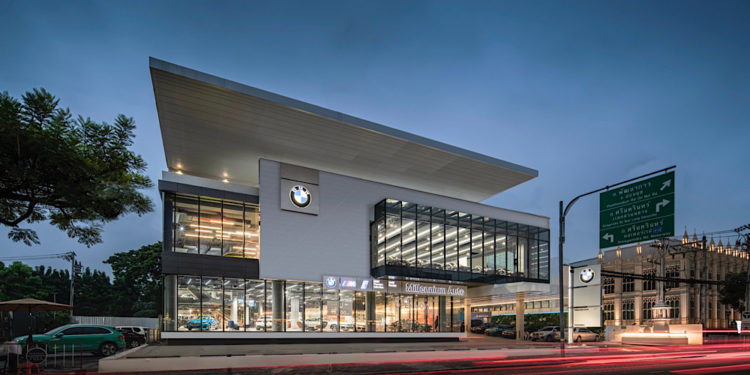 เปิดตัวโชว์รูมล้ำสมัย ‘บีเอ็มดับเบิลยู มิลเลนเนียม ออโต้ พัฒนาการ-ศรีนครินทร์’ ชูคอนเซ็ปต์ ‘Retail Next’ ที่แรกในเอเชียตะวันออกเฉียงใต้