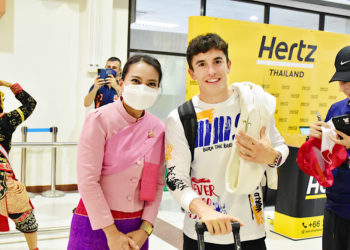 “โมโตจีพี” ฟีเวอร์! “ทัพนักบิดดาวดังบินถึงบุรีรัมย์ แล้ว