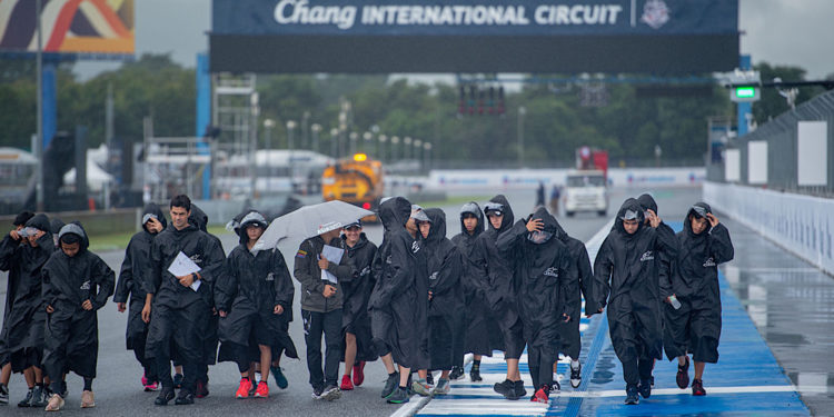 “นักบิดโมโตจีพี” ไม่หวั่นฝน! “กวาร์ตาราโร” มั่นใจผลงานเยี่ยม “มาร์เกซ” อ้อนอยากเจอแฟนชาวไทย