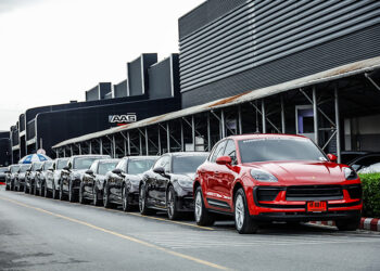 ปอร์เช่จัดกิจกรรม PLATINUM ROAD TRIP อวด 2 รุ่นพิเศษ Platinum Edition ภายใต้คอนเซ็ปต์ “Driven by Dreams”