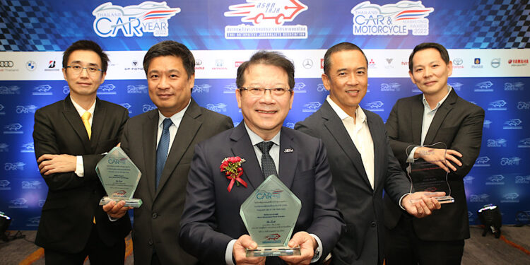 ฟอร์ดคว้า 3 รางวัลจากงาน Thailand Car of the Year 2022