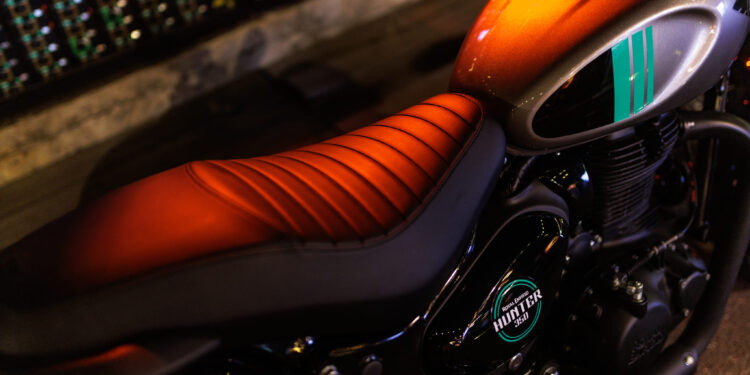 ปล่อยใจให้โลดแล่นไปกับการขับขี่ในทุก ๆ วันกับ รอยัล เอ็นฟีลด์ HUNTER 350 โฉมใหม่