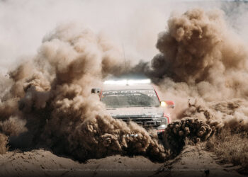 ฟอร์ดพร้อมส่งเรนเจอร์ แร็พเตอร์ เจเนอเรชันใหม่ ลงสนามแข่งสุดหฤโหดในการแข่งขันบาฮา 1000