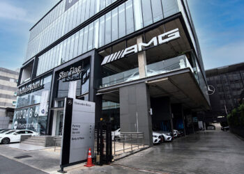 เบนซ์ สตาร์แฟลก อัดโปรแรง ฉลองเทศกาลแห่งความสุข “Christmas ไม่ต้องคิดมาก”