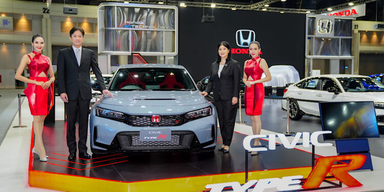 ฮอนด้า จัดแสดง Honda SUV e:Prototype และ Honda Civic Type R ในงาน Motor Expo 2022