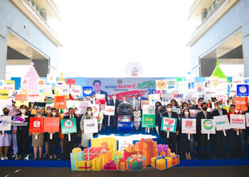 บริดจสโตนและค็อกพิท มอบของขวัญปีใหม่ให้ลูกค้าด้วยโปรโมชั่นส่วนลดสุดคุ้ม