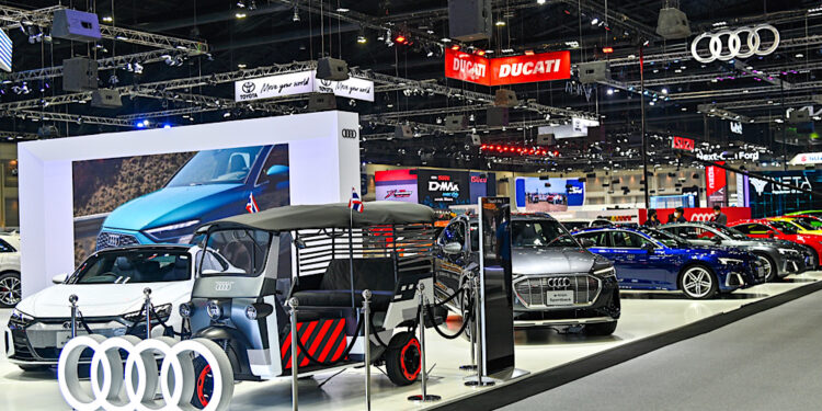 อาวดี้ โชว์ยนตรกรรมหรูสุดเร้าใจ พร้อม e-Rickshaw concept รถตุ๊กตุ๊กไฟฟ้า ต้อนรับงาน Motor Expo ยกทัพจัดเต็ม พร้อมแคมเปญสุดฮอต ก่อนปรับราคา