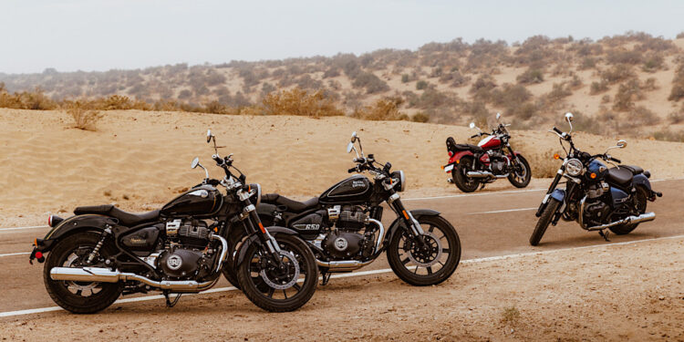 รอยัล เอ็นฟีลด์เปิดตัว Super Meteor 650 เสริมความนุ่มนวลให้การขี่ในทุกเส้นทางตามสไตล์ครูซเซอร์
