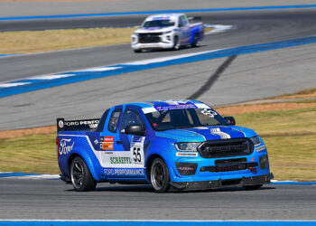 นักแข่งทีมฟอร์ด เพอร์ฟอร์มานซ์ บิลลี่ จอห์นสัน ควบฟอร์ด เรนเจอร์ คว้าแชมป์ในการแข่งขัน Pickup Solo 40 รายการ Idemitsu 1500Super Endurance 2022