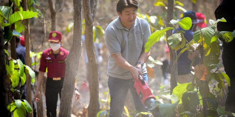 นิสสันสนับสนุนภารกิจพิชิตไฟป่าต่อเนื่อง ส่ง “นิสสัน นาวารา” ร่วมทีมเหยี่ยวไฟ