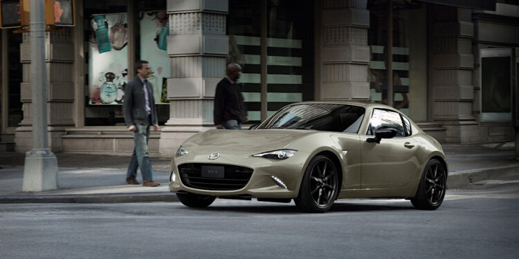 มาสด้าปรับโฉม NEW MAZDA MX-5 เสริมภาพลักษณ์สปอร์ตหรูไปอีกขั้น เพิ่มสีใหม่ น้ำตาล เซอร์คอน แซนด์ เปิดให้จองแล้ววันนี้ทุกโชว์รูมทั่วประเทศ