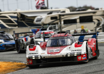 ทีม Porsche Penske Motorsport โชว์ฟอร์มแกร่งในการแข่งขัน Daytona 24 ชั่วโมง