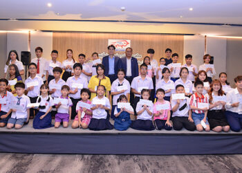 สรยท. มอบทุนการศึกษาบุตร-ธิดา สมาชิกสมาคมฯ ประจําปี 2565