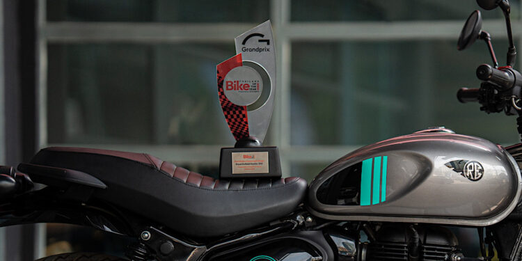 รอยัล เอ็นฟีลด์ ฉลองอีกหนึ่งความสำเร็จกับยอดผู้ขี่ Hunter 350 พุ่งเกิน 100,000 ราย ทั่วโลก