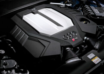 อาวดี้ ส่งตัวโหด เสริมทัพรถในตระกูลสมรรถนะสูง เปิด RS Performance Edition 2 รุ่นรวด