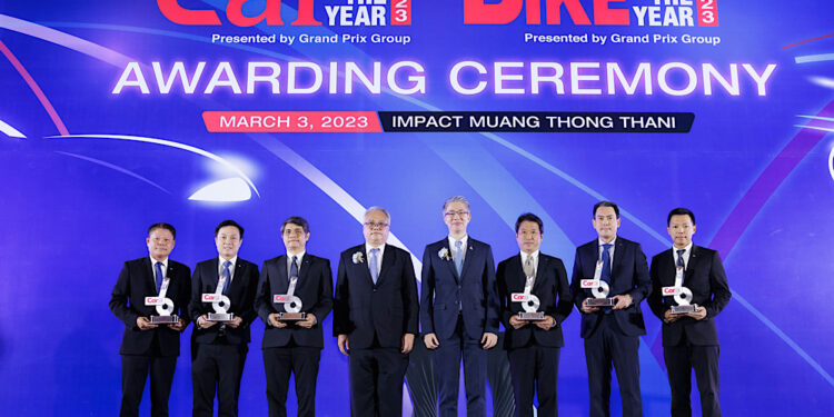 ขีดสุดแห่งยนตรกรรมมาสด้าคว้า 6 รางวัล รถยนต์ยอดเยี่ยมแห่งปี ด้วยเทคโนโลยีสกายแอคทีฟและดีไซน์อันสง่างาม