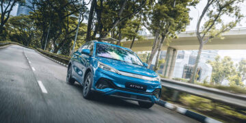 “เรเว่ ออโตโมทีฟ” ชูทีเด็ดบริการรถทดแทนระหว่างซ่อม สร้างมาตรฐานอุตสาหกรรมยานยนต์ รองรับกระแสตอบรับ “BYD”