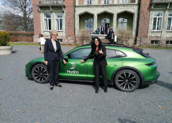 ปอร์เช่ และ Hydro ผนึกกำลังร่วมกันเพื่อลดสารประกอบคาร์บอนจากขั้นตอนการผลิตรถสปอร์ต