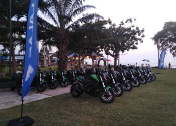 BAJAJ Weekender Rides 2023 #1 ทริปใหญ่ครั้งแรกของปี พาชาว Dominar ข้ามทะเลไปเล่นน้ำที่เกาะล้านแบบ Exclusive 2 วัน 1 คืน 