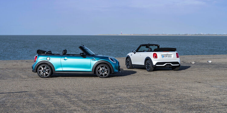 มินิ ประเทศไทย เผยโฉม มินิ คูเปอร์ เอส  คอนเวิร์ตทิเบิล Seaside Edition รุ่นพิเศษในไทย