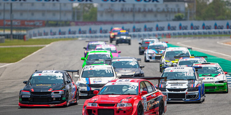 Super Turbo ดวลสนาม 3-4 สุดระทึก ! “เตชิษฐ์-พรรณภัทร” แบ่งชัยรุ่นใหญ่