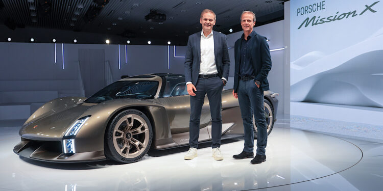 รถยนต์ต้นแบบ hypercar concept ที่มาพร้อมระบบขับเคลื่อนไฟฟ้าสมรรถนะสูง ปอร์เช่ Mission X: รถยนต์ในฝันที่ออกแบบได้