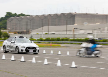 นิสสันเปิดตัวเทคโนโลยีช่วยเหลือผู้ขับขี่ ที่ได้รับการพัฒนาเพื่อการหลบหลีกการชนบนทางแยกได้อย่างมีประสิทธิภาพด้วยอุปกรณ์แบบ LIDAR