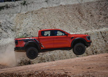 ฟอร์ดพาสื่อมวลชนพิสูจน์ความดุดันไม่เกรงใจใครของ ‘ฟอร์ด เรนเจอร์ แร็พเตอร์ เจเนอเรชันใหม่’ กับ Ford Ranger Raptor Unbeatable Experience